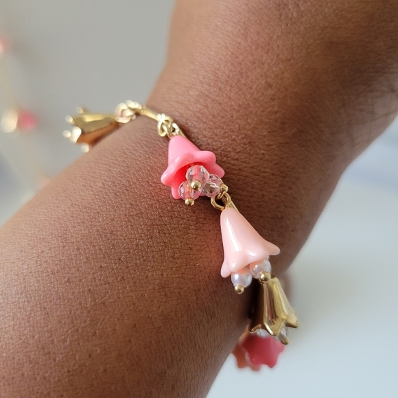 Extended Necklace and Charm Bracelet Set / Bell Flowers / Pink & Gold - Picture 7 of 7